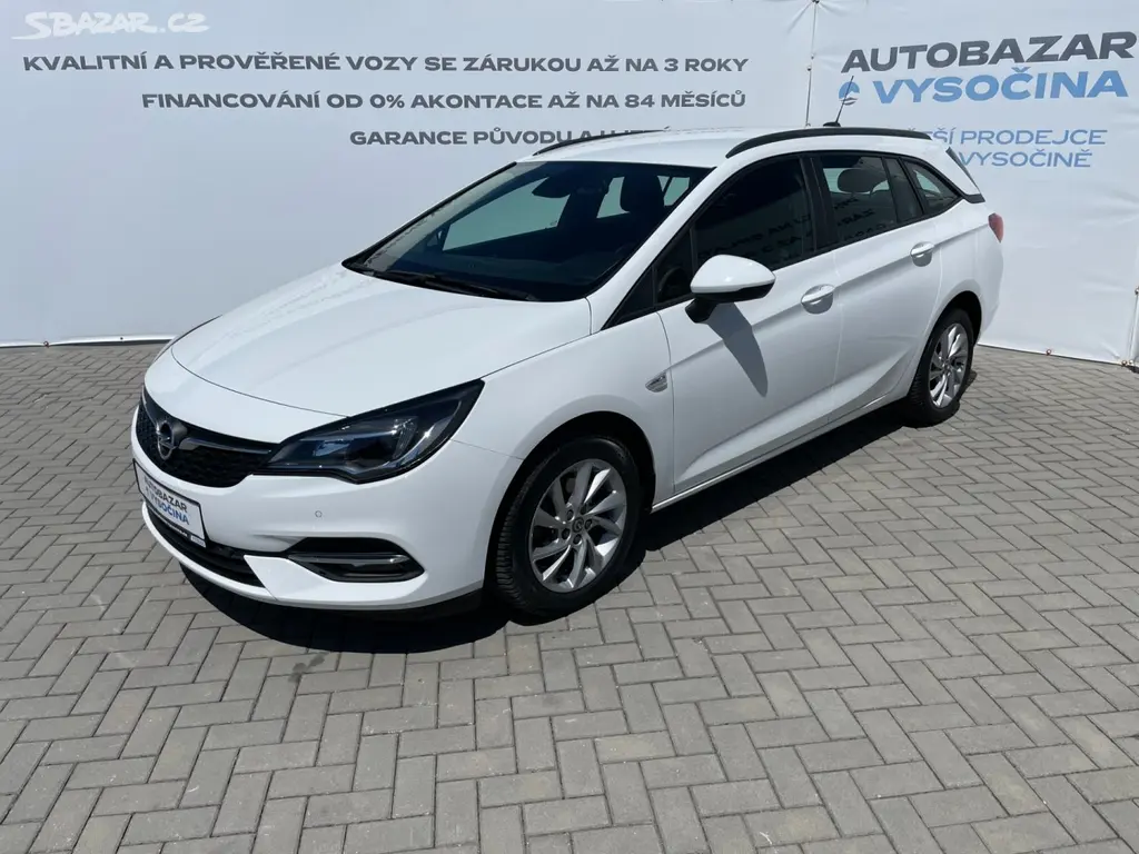 Opel Astra, ST 1.2 turbo 96kW! Navi!